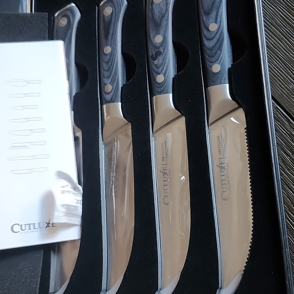 Cutluxe 5" Steak Knives Set